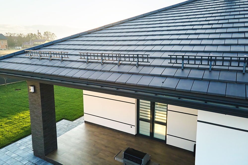 Roof Painting Services in Roseville